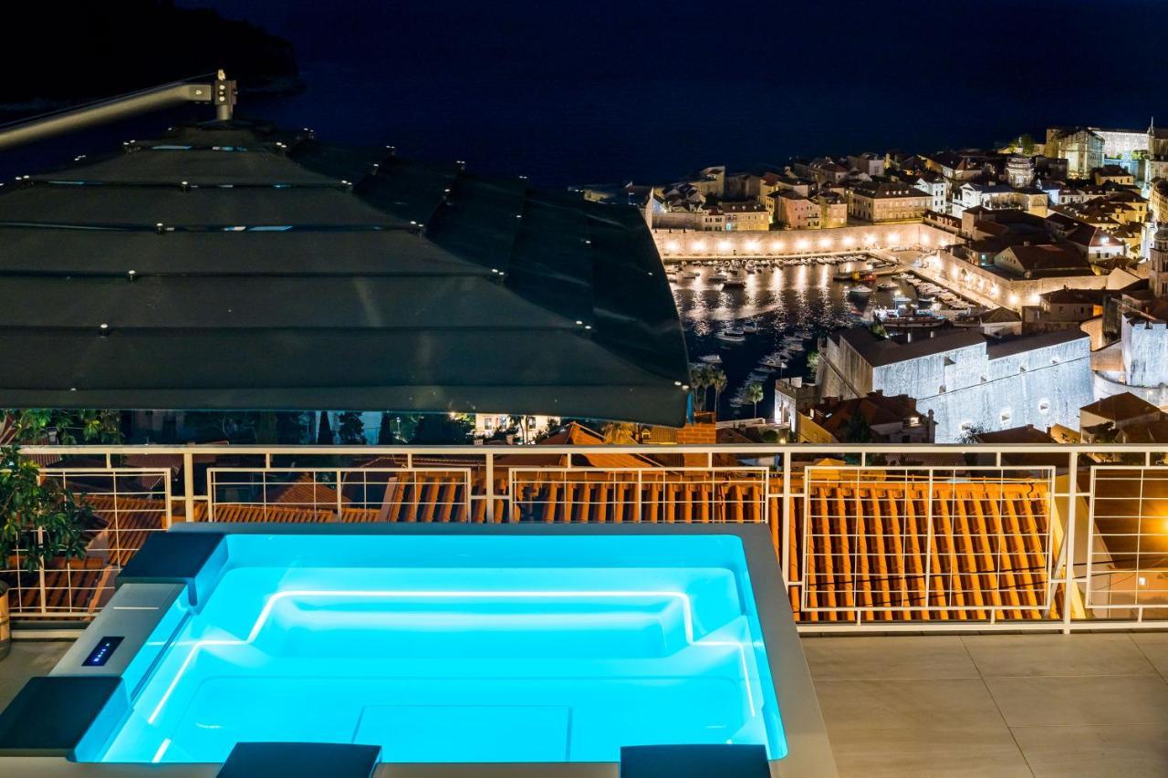 Gorgeous Ground Floor W/ Minipool & Patio Appartement Dubrovnik Buitenkant foto