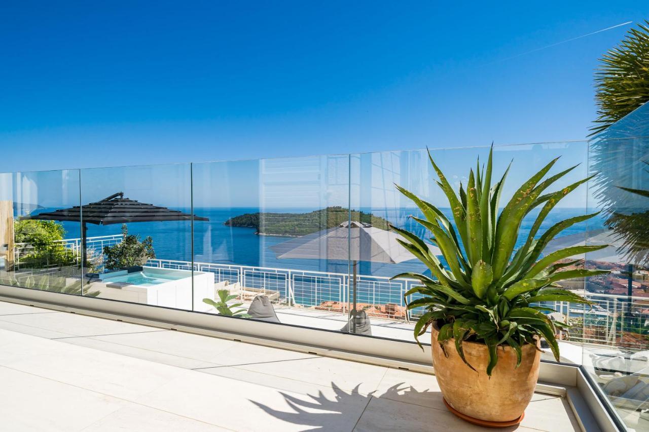 Gorgeous Ground Floor W/ Minipool & Patio Appartement Dubrovnik Buitenkant foto